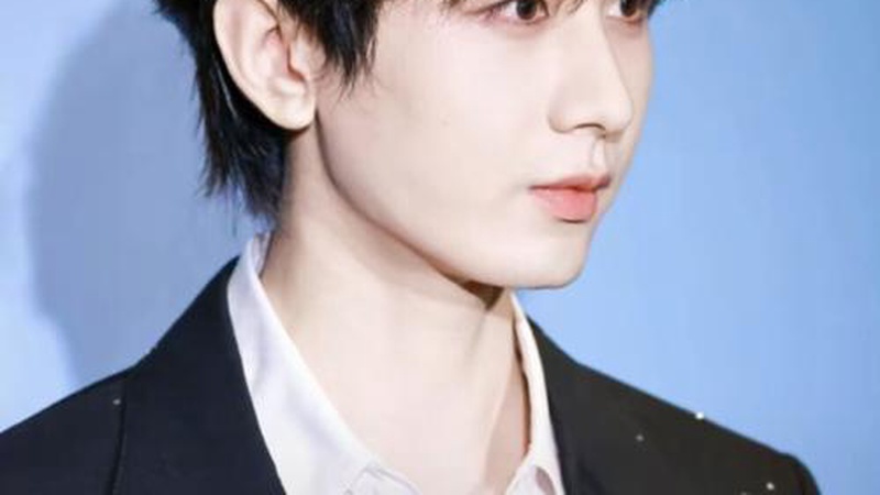 成毅2026生日会直播泪读护士来信清唱沉香插曲引千万粉丝同屏
