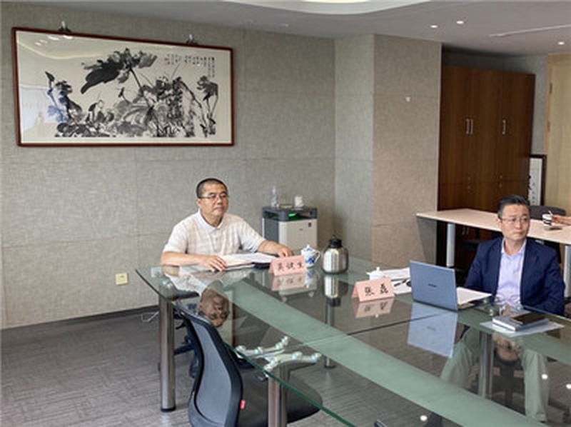 李卿